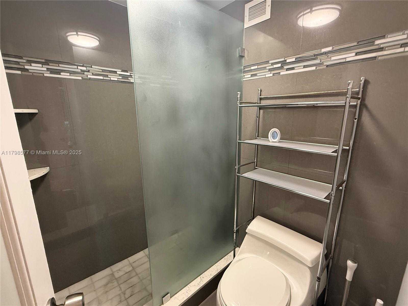 Small Image of 100 LINCOLN RD #1420, Miami Beach Number 11