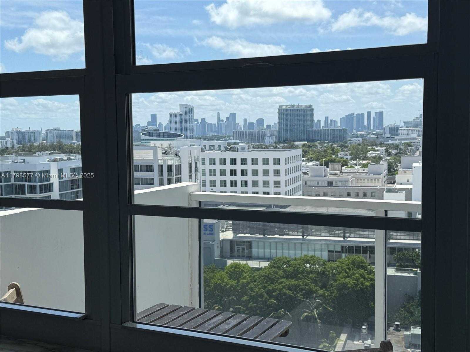 Small Image of 100 LINCOLN RD #1420, Miami Beach Number 13