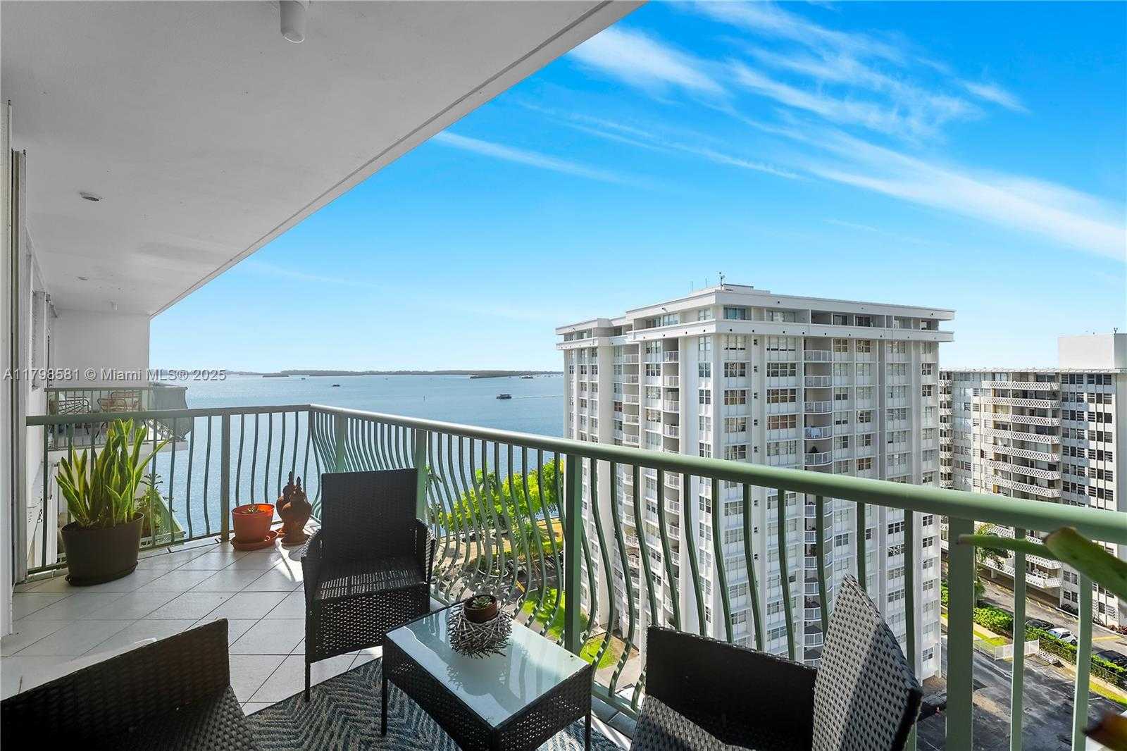 Small Image of 1408 BRICKELL BAY DR #1403, Miami Number 12