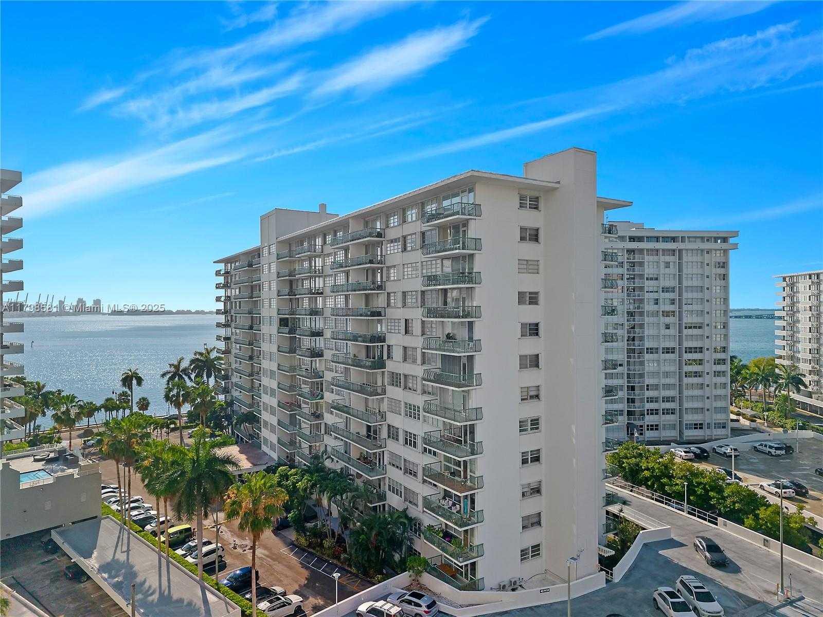 Small Image of 1408 BRICKELL BAY DR #1403, Miami Number 36