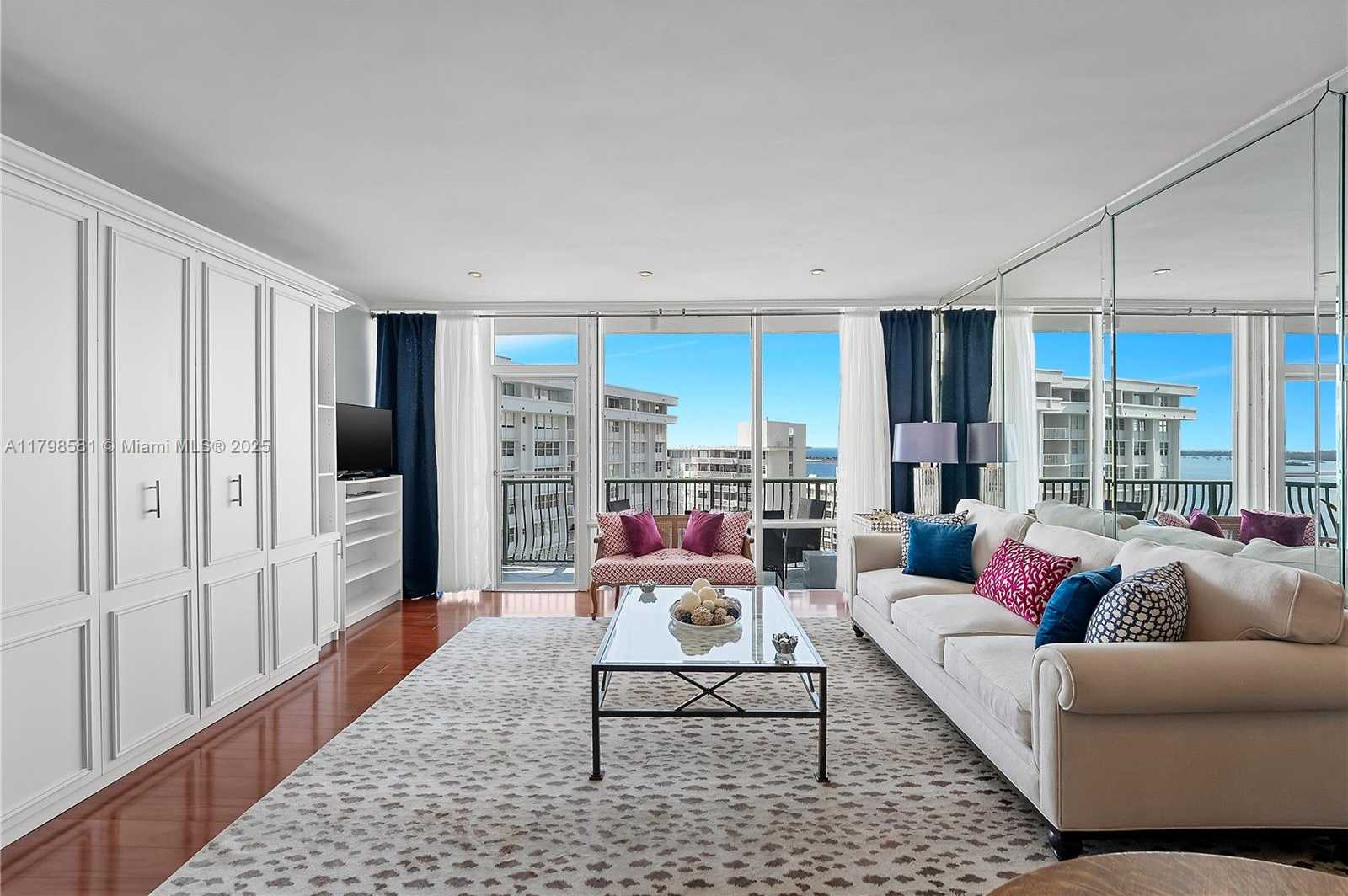 Small Image of 1408 BRICKELL BAY DR #1403, Miami Number 6