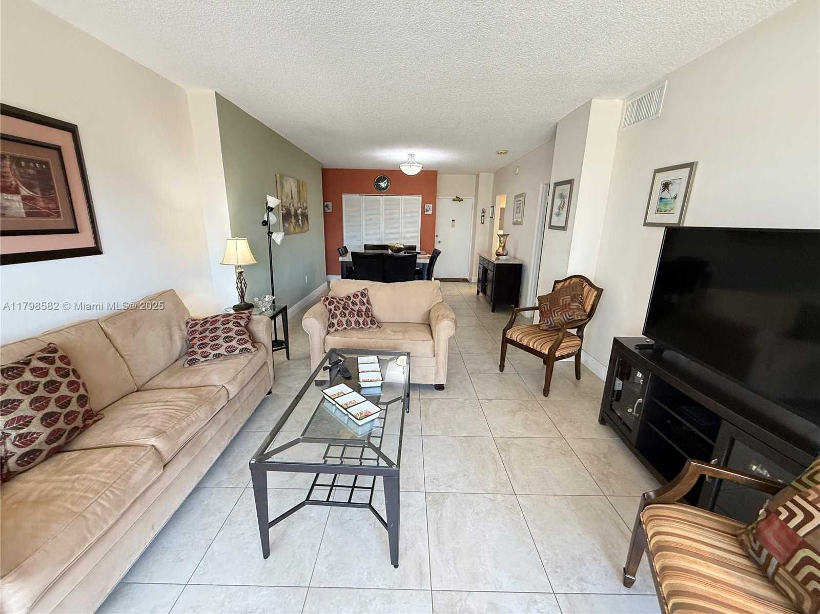 Small Image of 1980 SOUTH OCEAN DR #6K, Hallandale Beach Number 2
