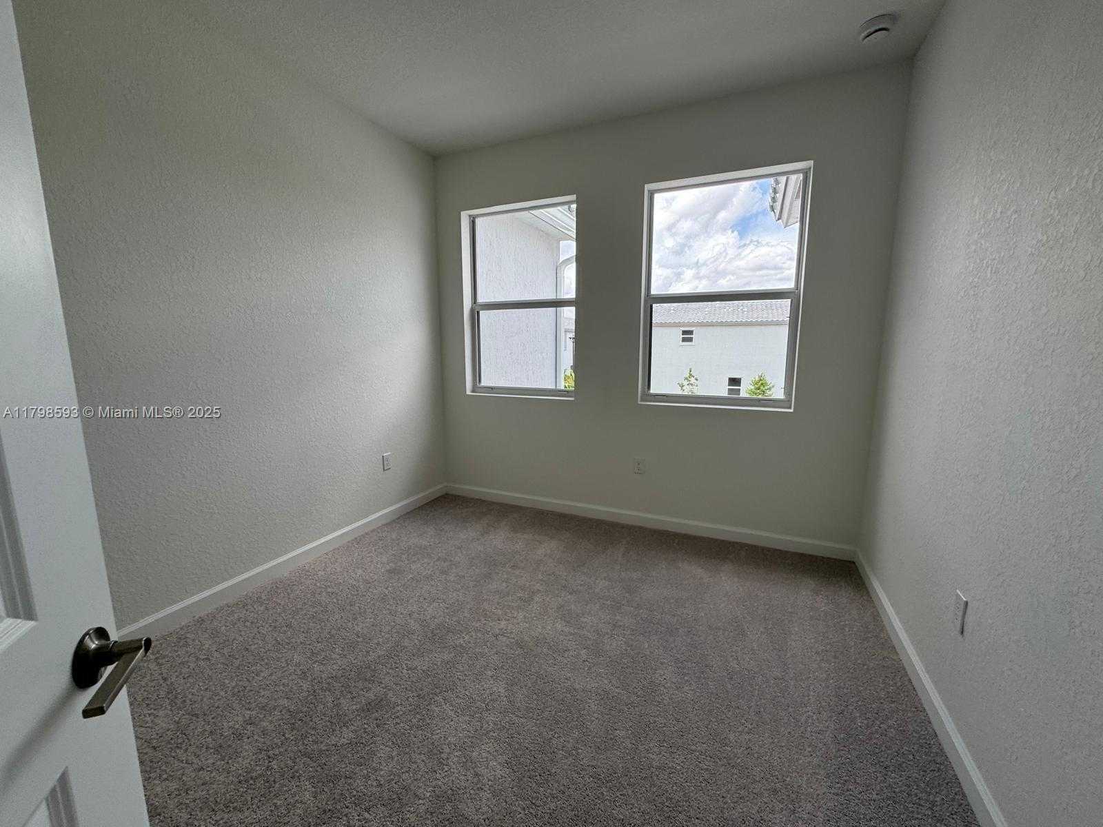 Small Image of 18410 SOUTH WEST 2ND ST, Pembroke Pines Number 6