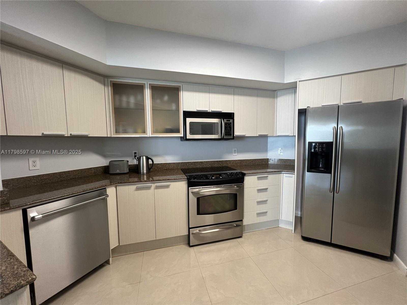 Small Image of 16699 COLLINS AVE #1202, Sunny Isles Beach Number 6
