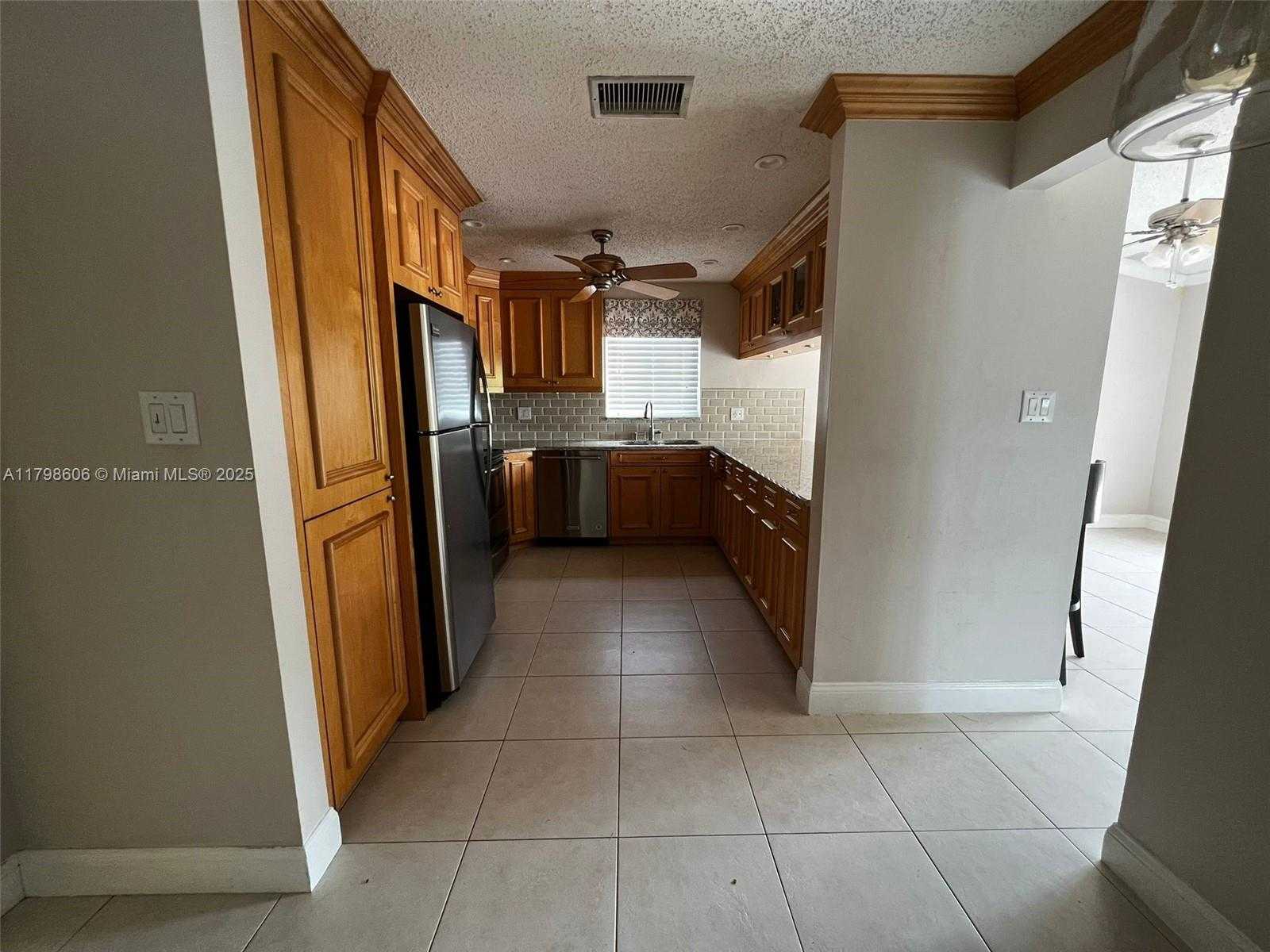 Small Image of 9349 NORTH WEST 47TH ST, Sunrise Number 23