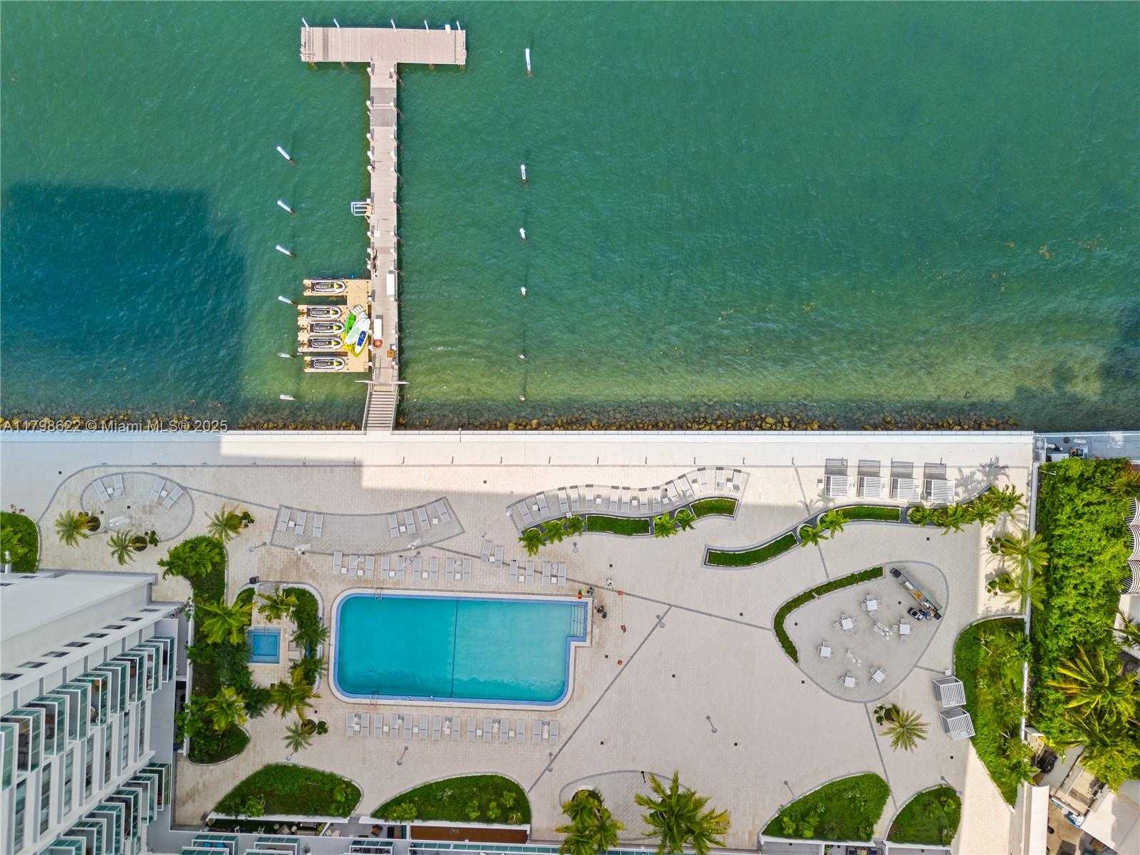 Small Image of 1000 WEST AVE #1518, Miami Beach Number 22
