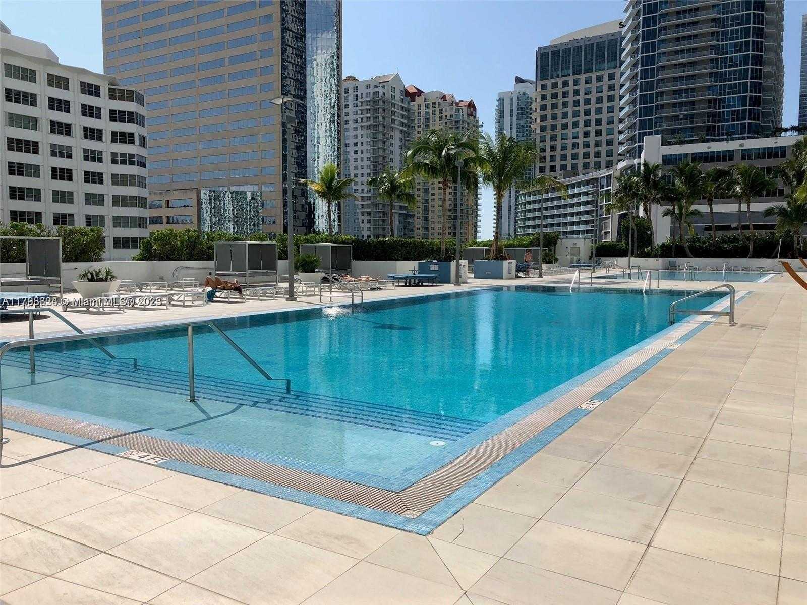 Small Image of 950 BRICKELL BAY DR #800, Miami Number 2