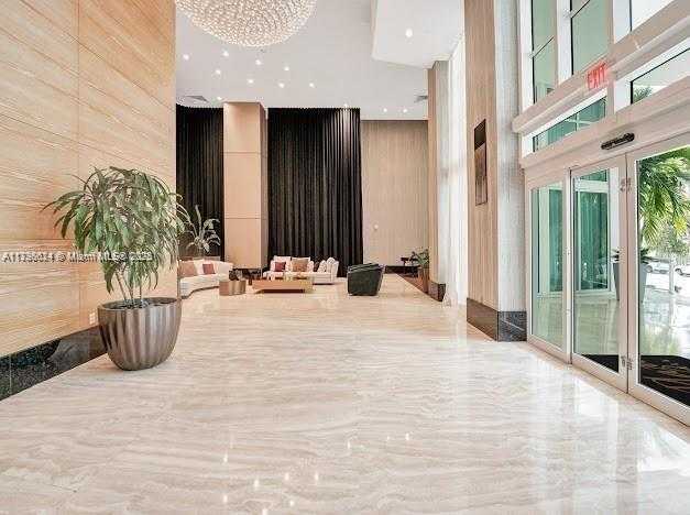 Small Image of 950 BRICKELL BAY DR #800, Miami Number 7