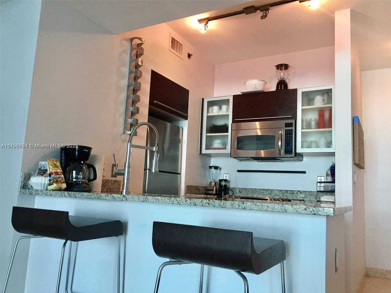 Small Image of 950 BRICKELL BAY DR #800, Miami Number 9
