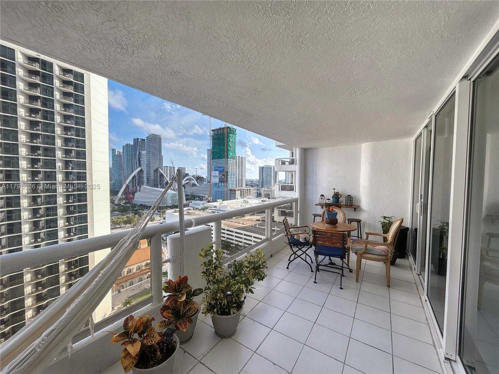 Small Image of 1717 NORTH BAYSHORE DR #A-2542, Miami Number 2