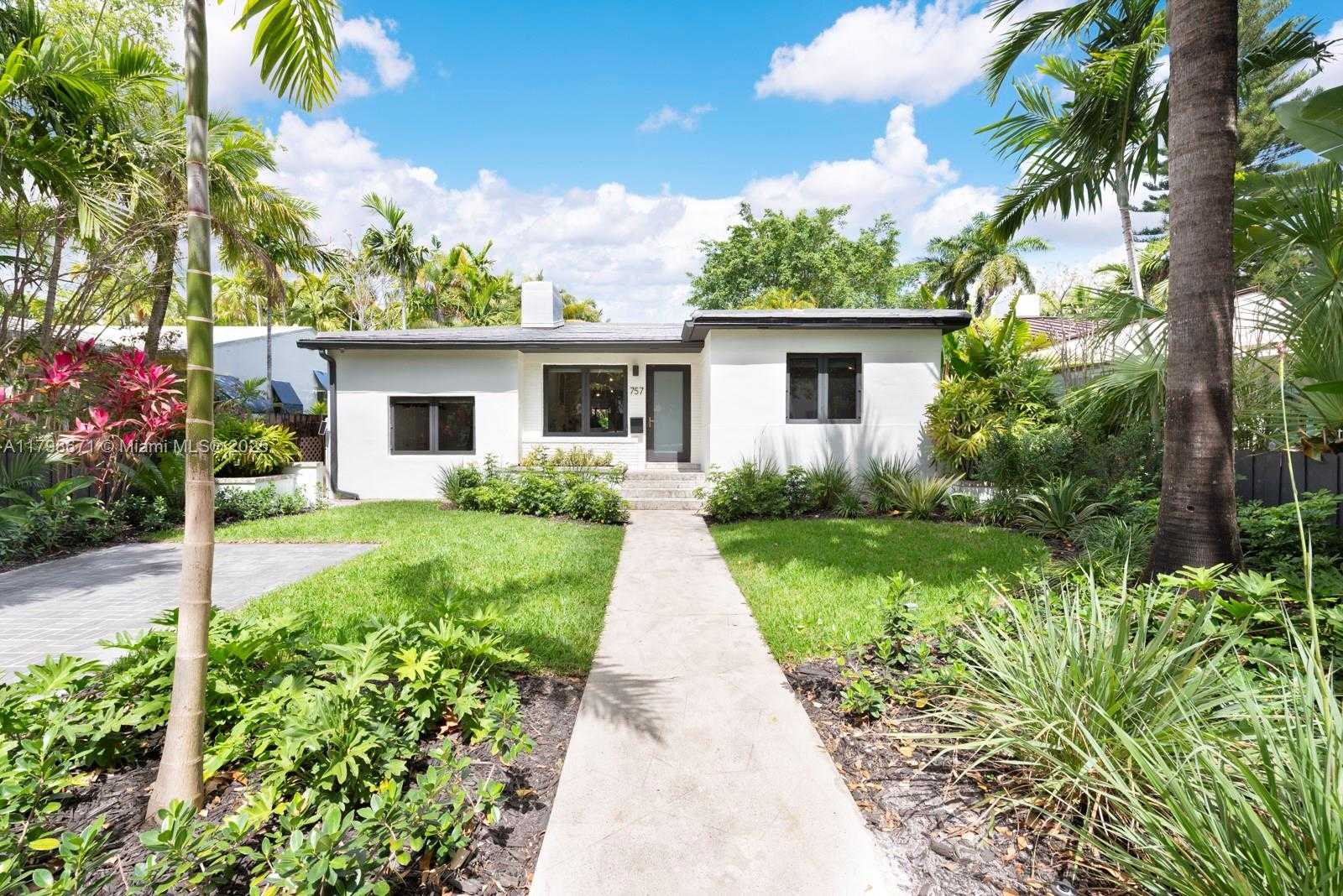 Small Image of 757 NORTH EAST 74TH ST, Miami Number 3