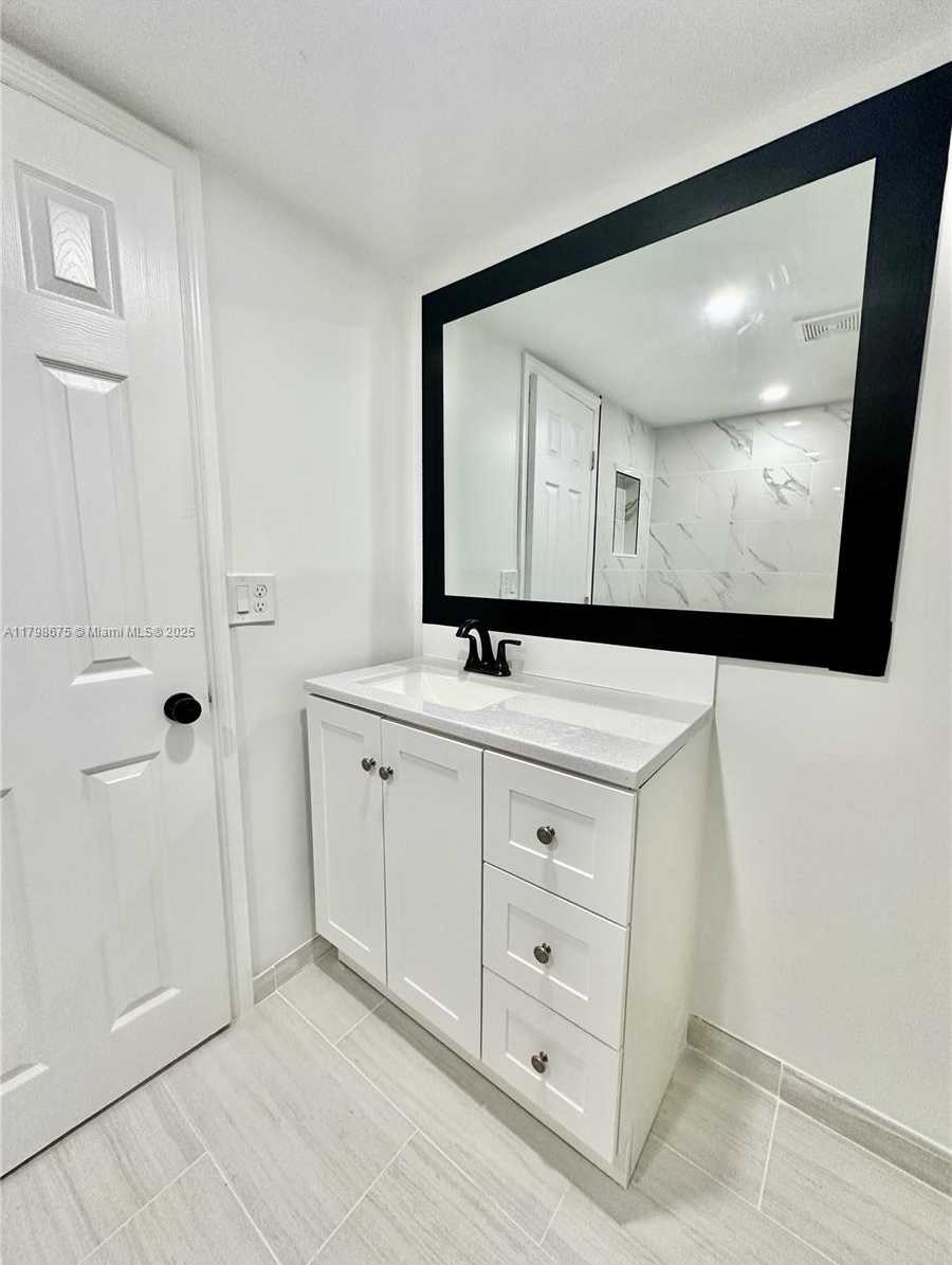 Small Image of 4500 NORTH WEST 79TH AVE #1D, Doral Number 19