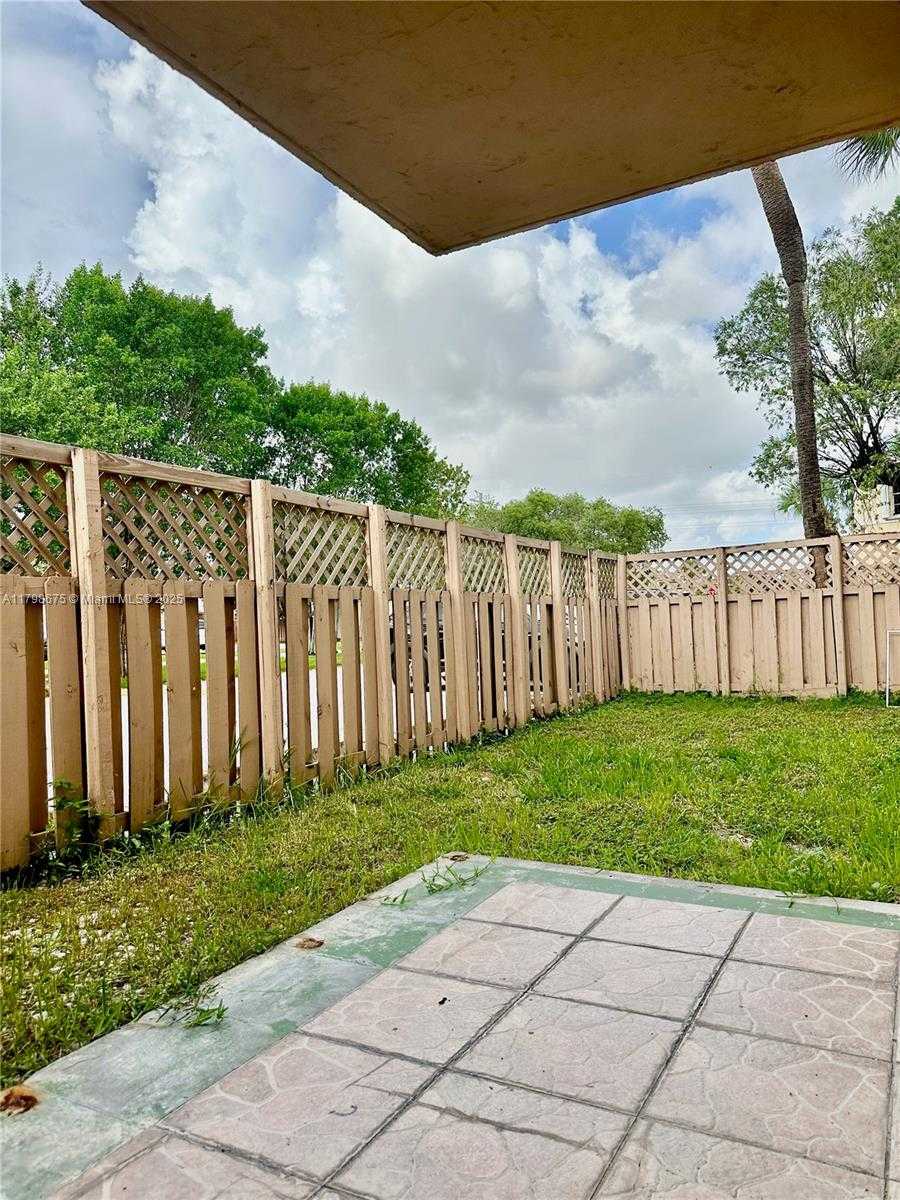 Small Image of 4500 NORTH WEST 79TH AVE #1D, Doral Number 25
