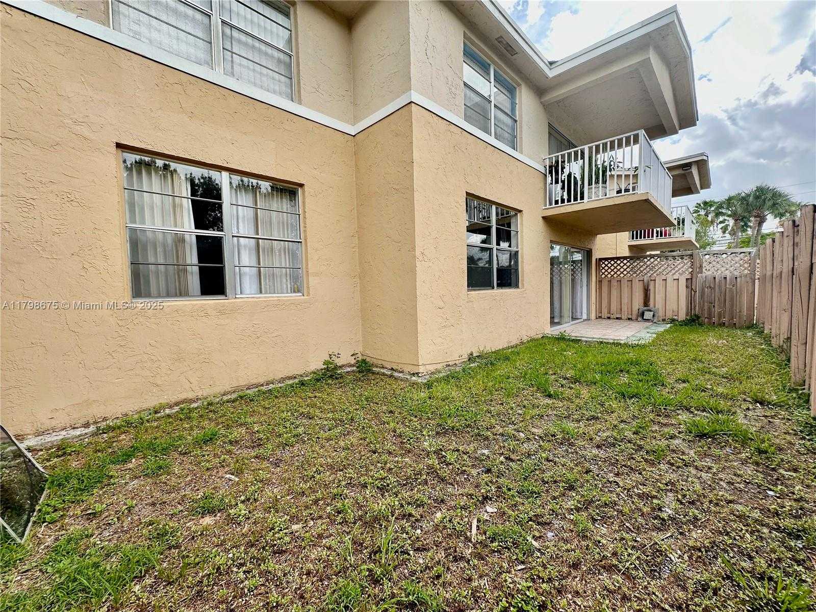 Small Image of 4500 NORTH WEST 79TH AVE #1D, Doral Number 27
