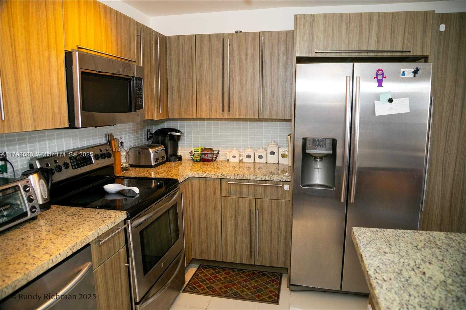 Small Image of 600 NORTH EAST 36TH ST #702, Miami Number 10