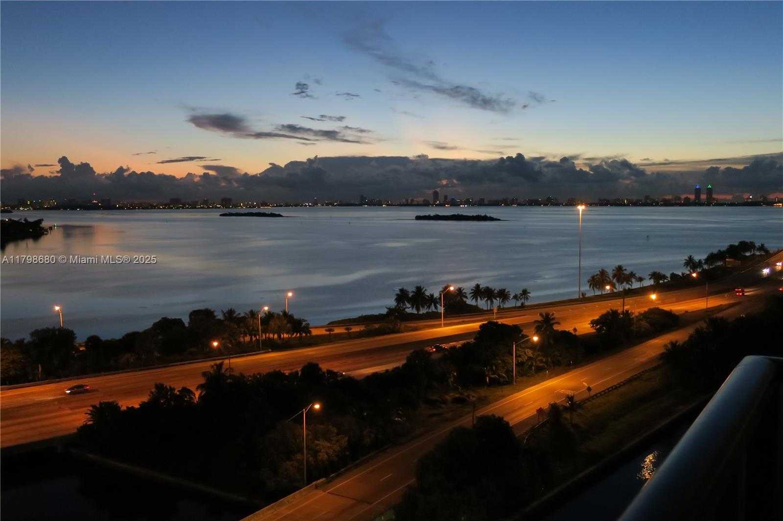 Small Image of 600 NORTH EAST 36TH ST #702, Miami Number 27