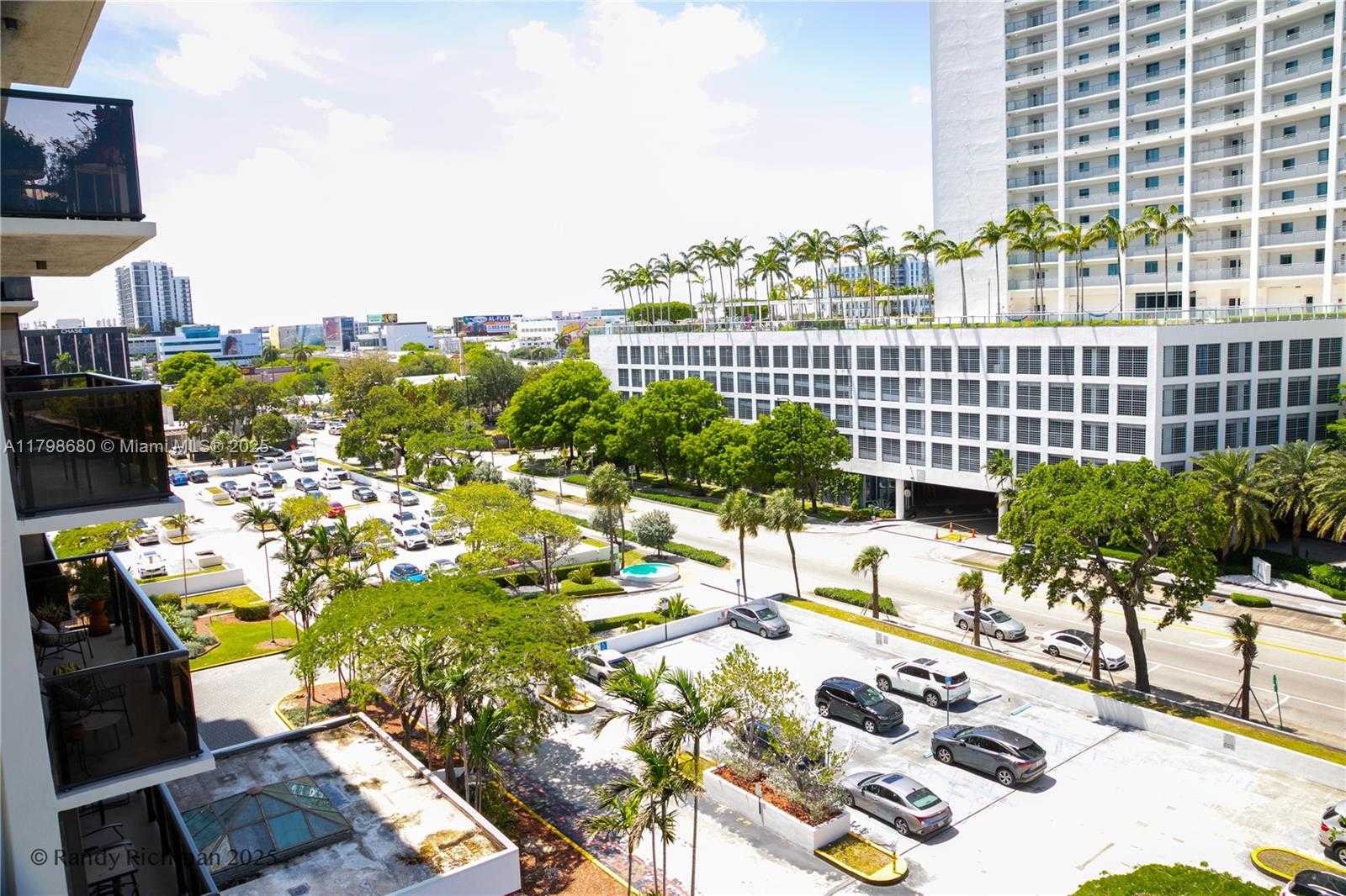 Small Image of 600 NORTH EAST 36TH ST #702, Miami Number 36