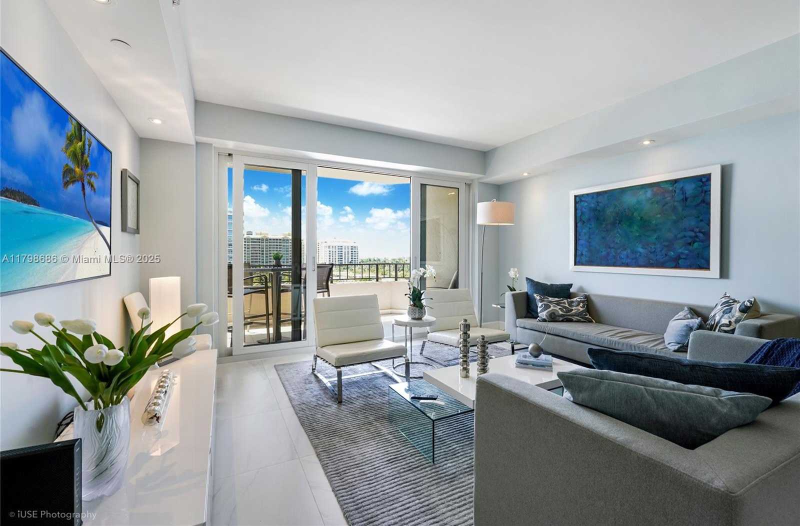 Small Image of 201 CRANDON BLVD #833, Key Biscayne Number 3
