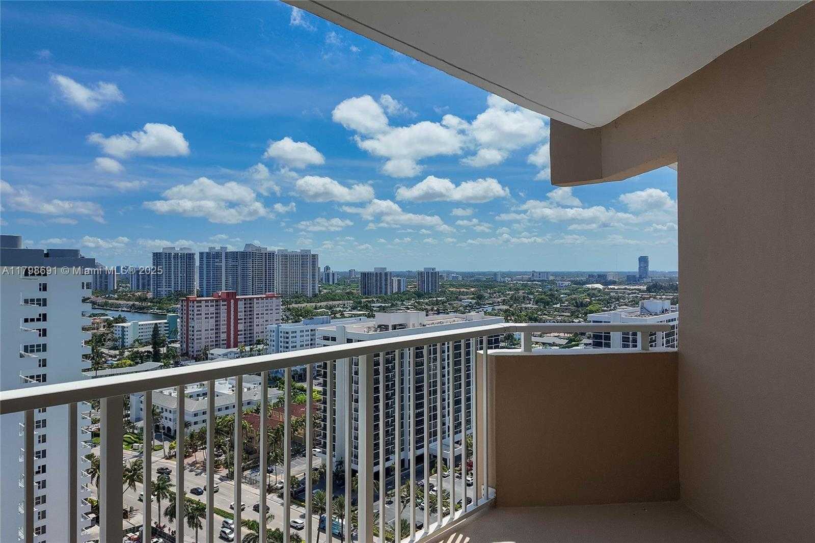 Small Image of 1980 SOUTH OCEAN DR #22A, Hallandale Beach Number 15
