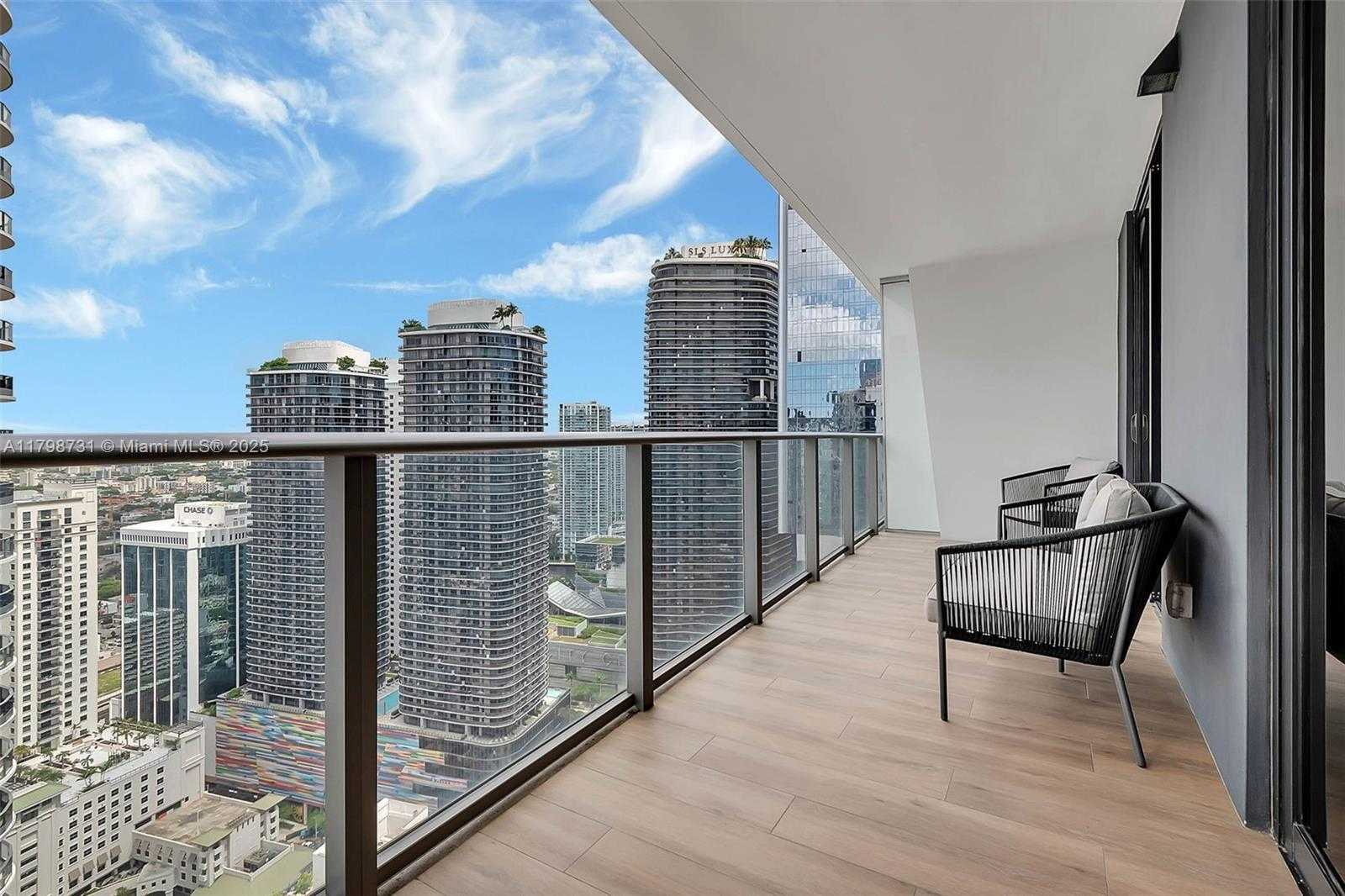 Small Image of 1010 BRICKELL AVE #4309, Miami Number 18