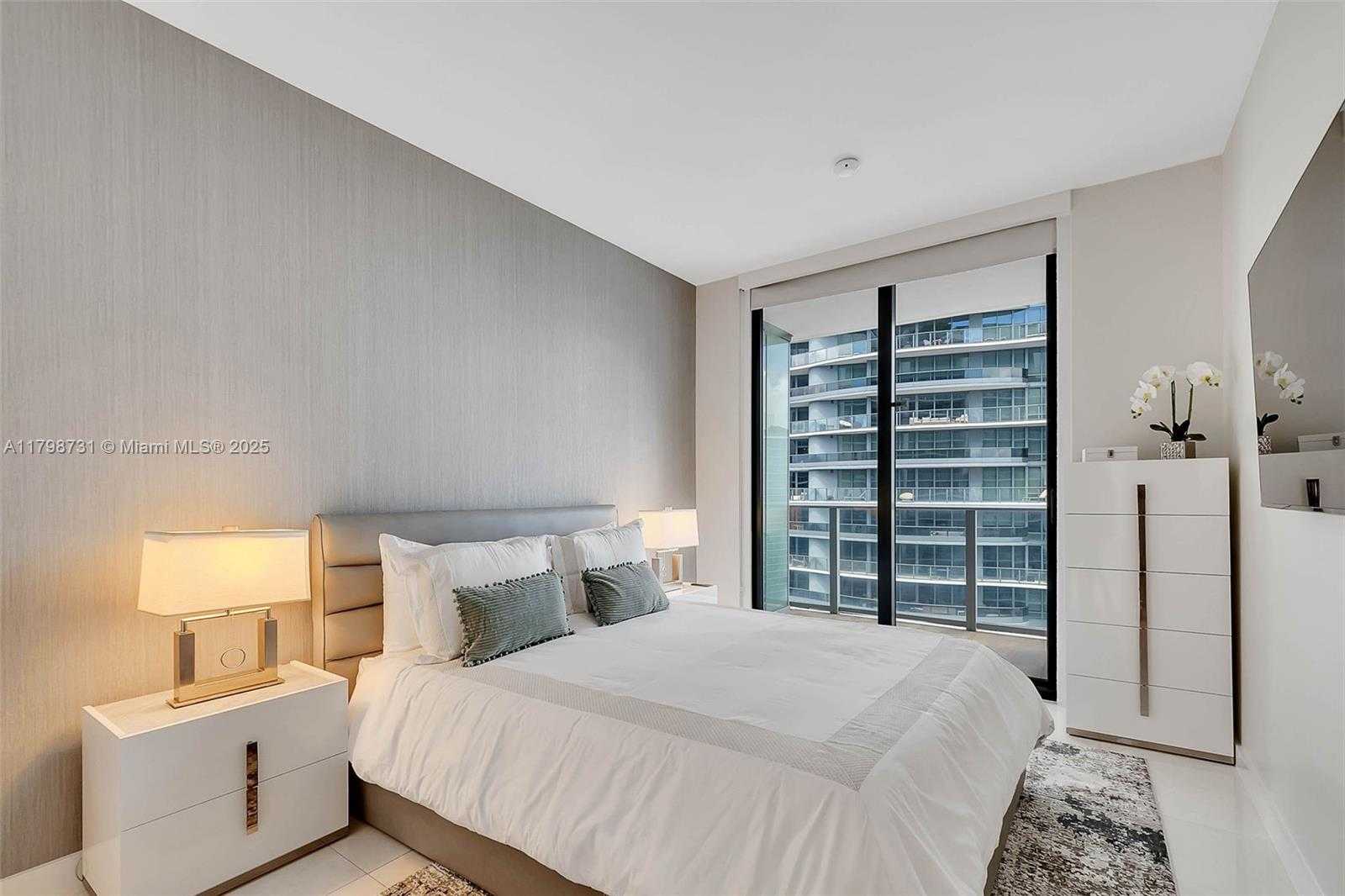 Small Image of 1010 BRICKELL AVE #4309, Miami Number 22