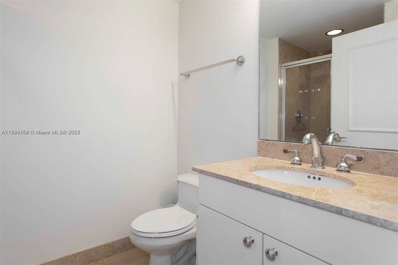 Small Image of 4779 Collins Ave, Miami Beach, FL 33140, USA Number 15