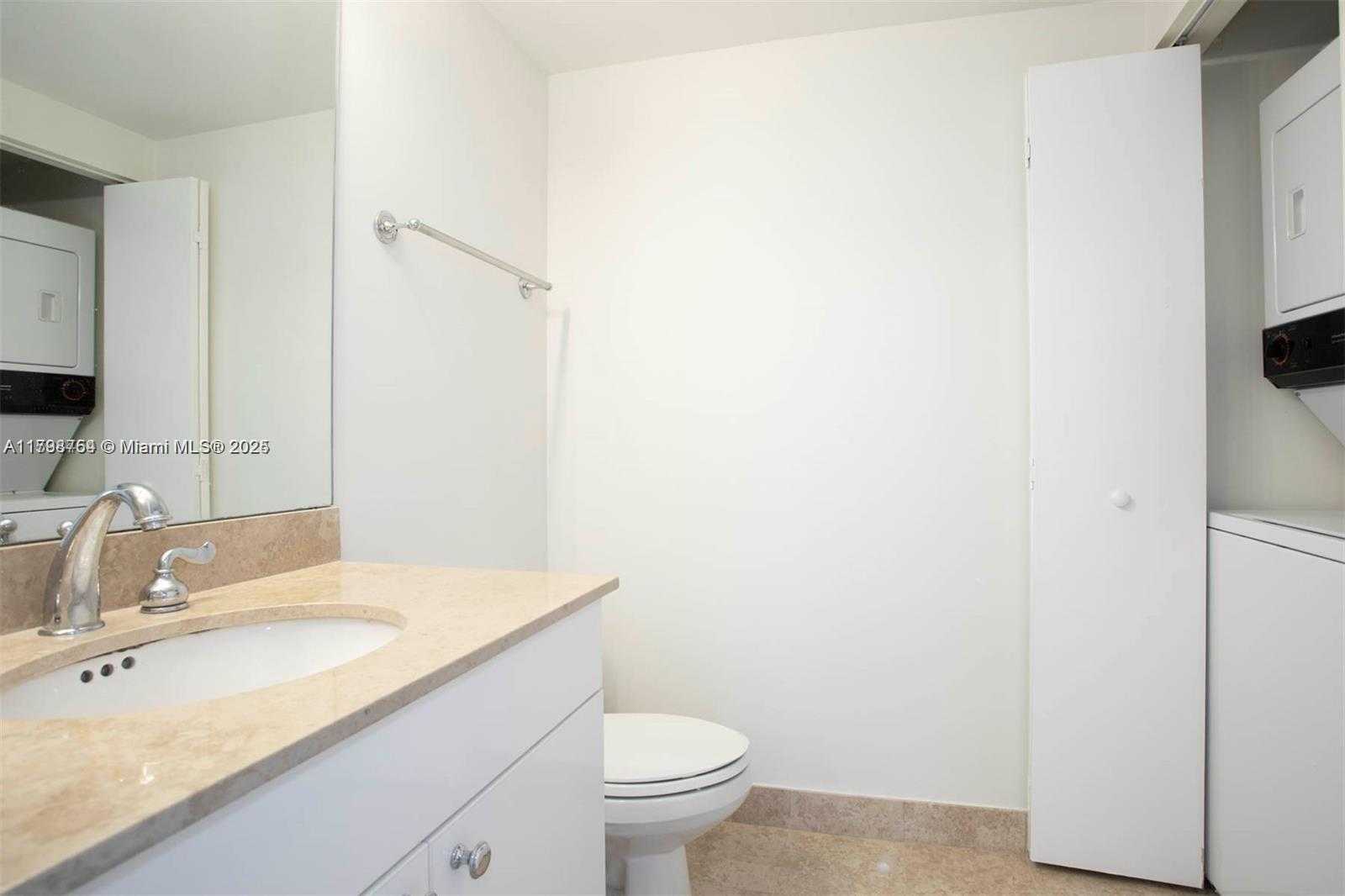 Small Image of 4779 Collins Ave, Miami Beach, FL 33140, USA Number 17