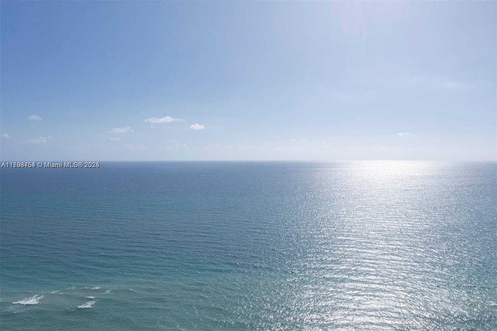 Small Image of 4779 Collins Ave, Miami Beach, FL 33140, USA Number 22