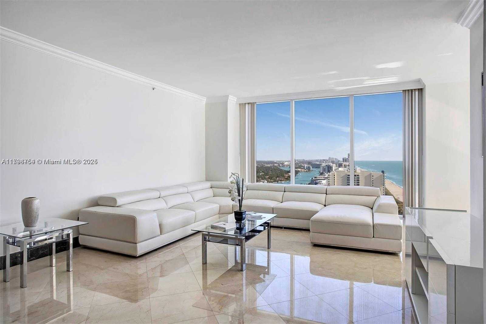 Small Image of 4779 Collins Ave, Miami Beach, FL 33140, USA Number 3
