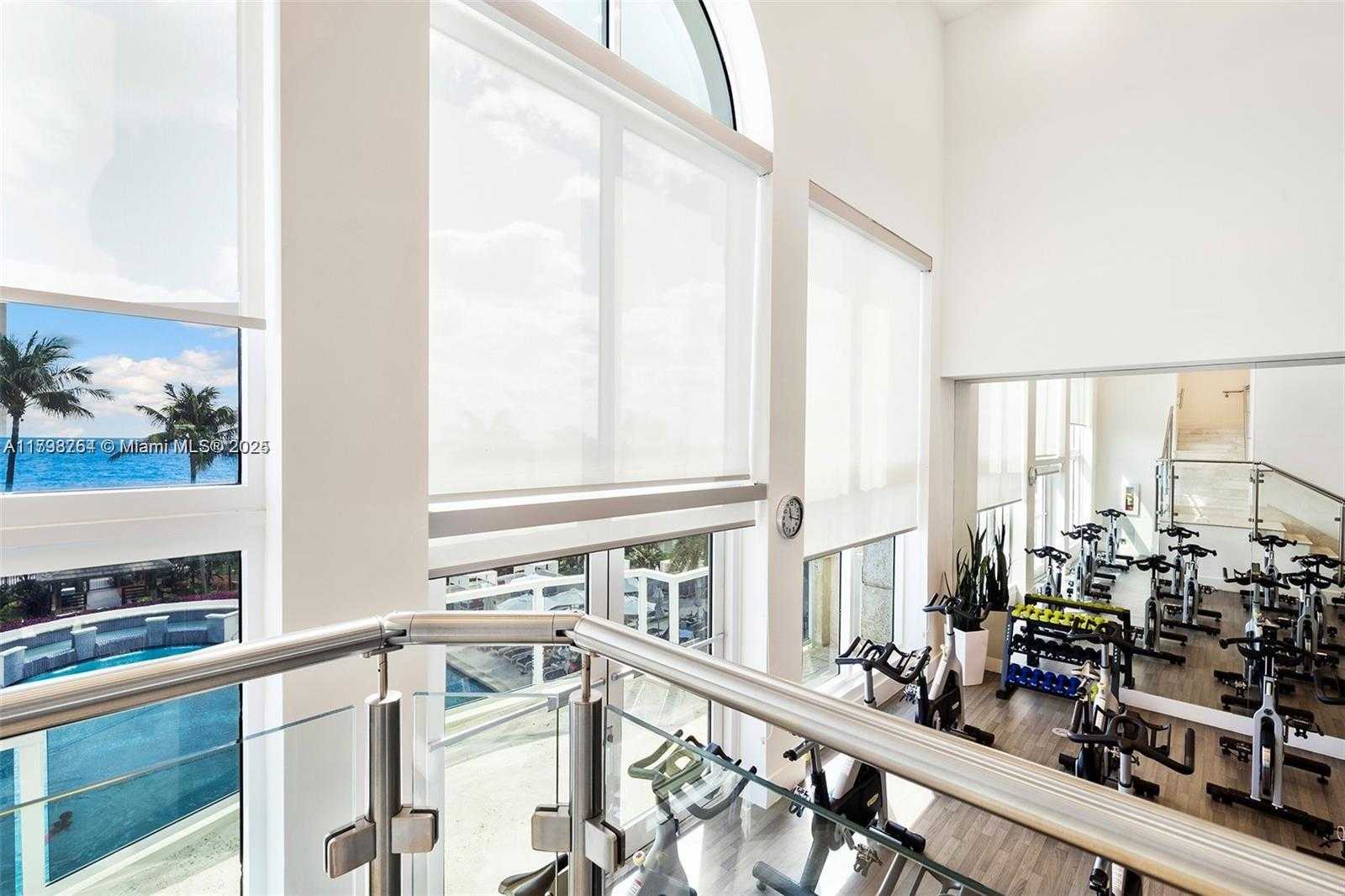 Small Image of 4779 Collins Ave, Miami Beach, FL 33140, USA Number 33