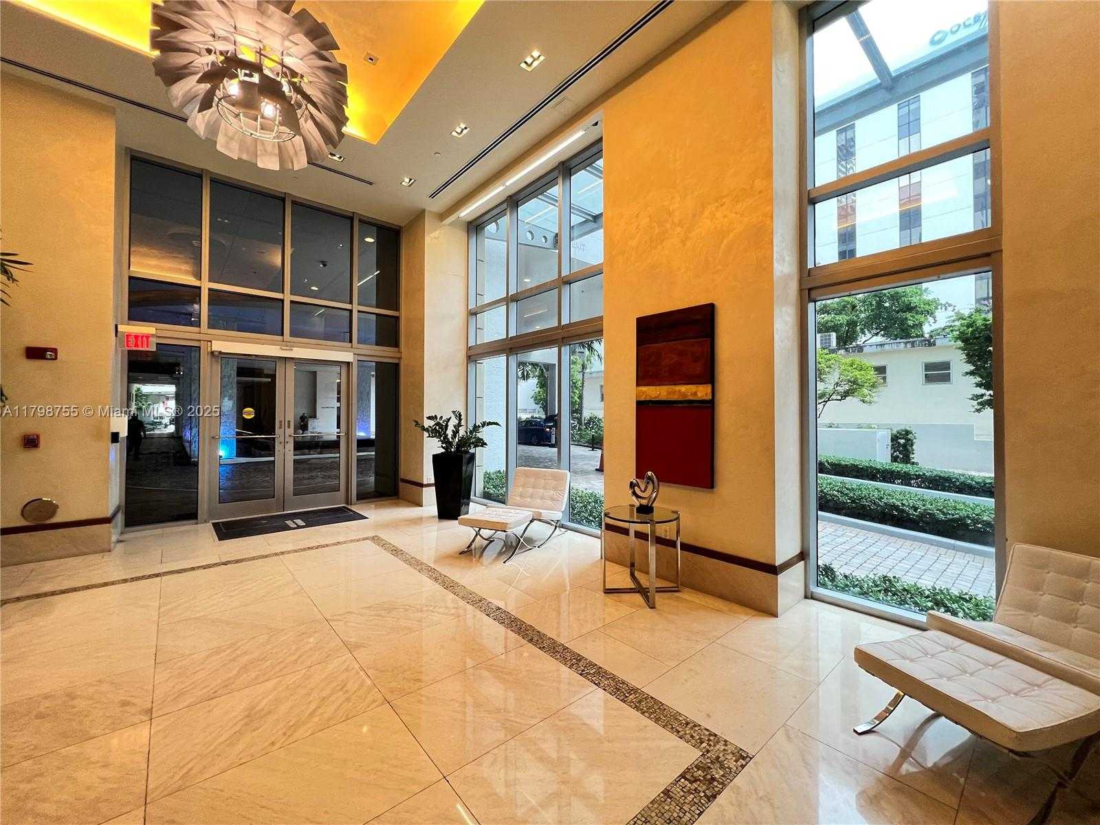Small Image of 1060 BRICKELL AVE #3313, Miami Number 17
