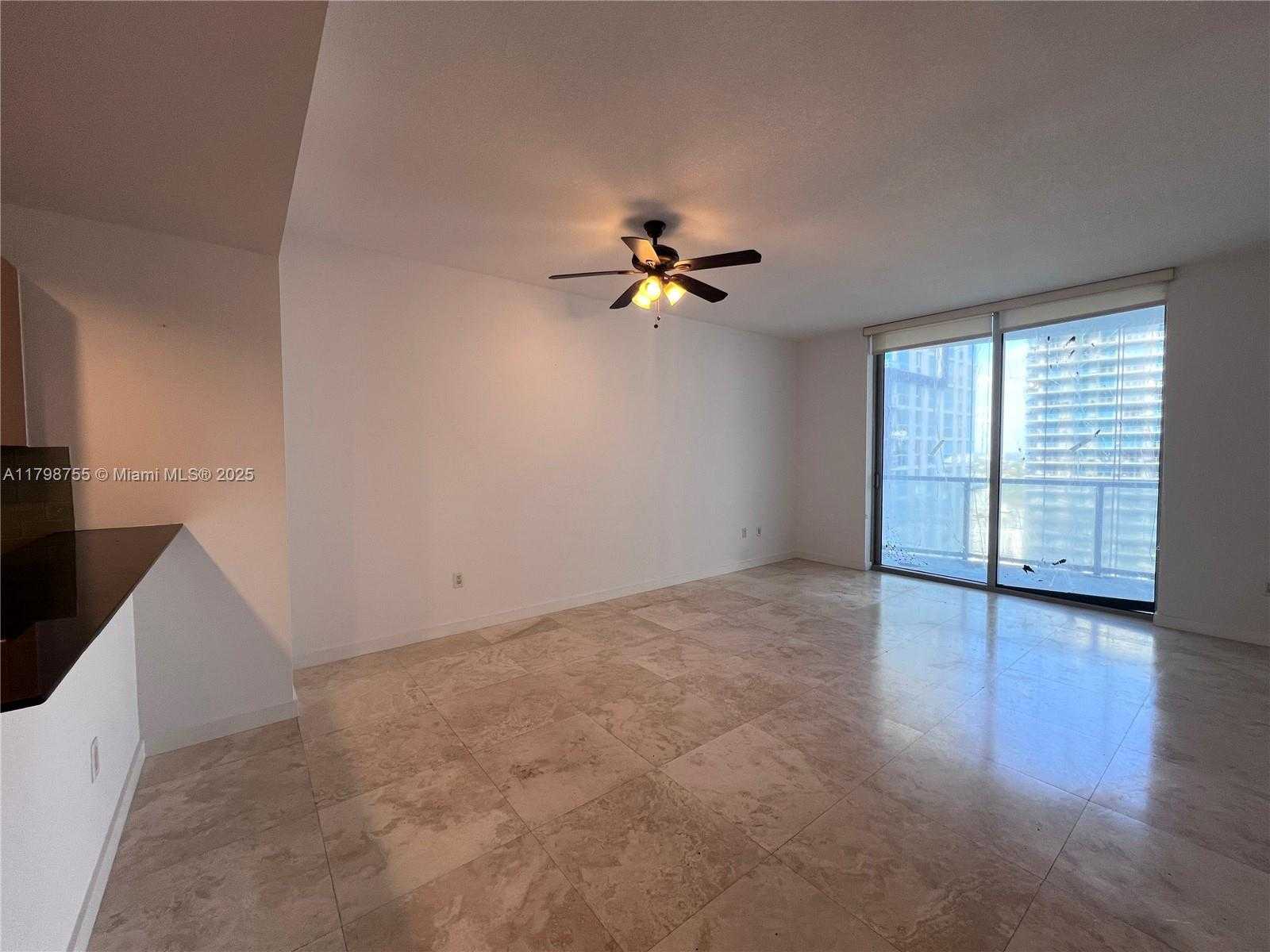 Small Image of 1060 BRICKELL AVE #3313, Miami Number 8