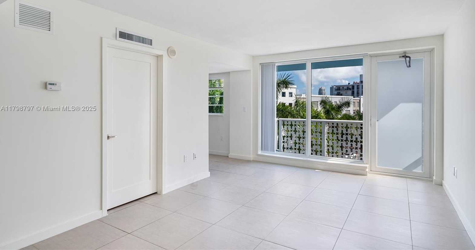 Small Image of 910 WEST AVE #0303, Miami Beach Number 8