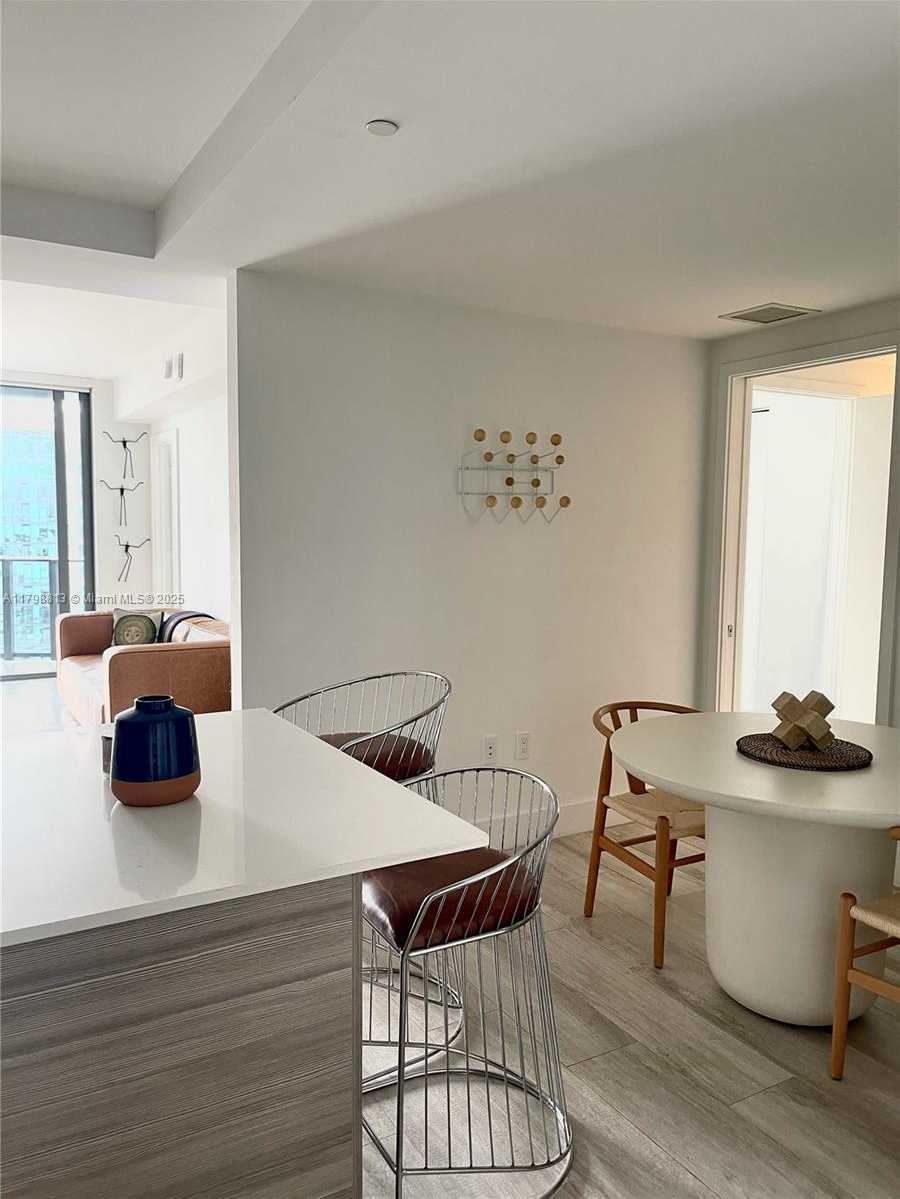 Small Image of 121 NORTH EAST 34TH #2903, Miami Number 6
