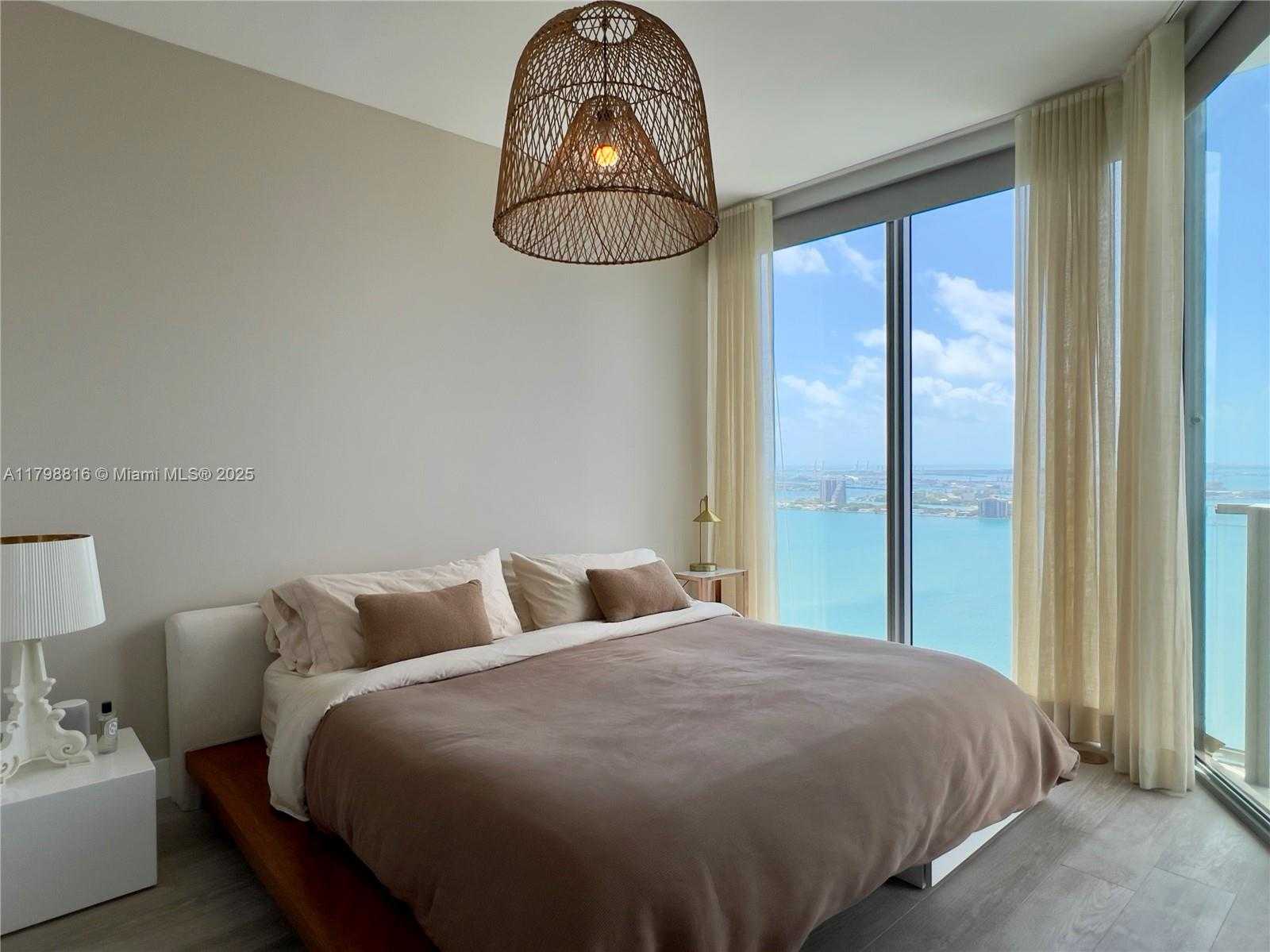 Small Image of 2900 NORTH EAST 7TH AVE #3909, Miami Number 11