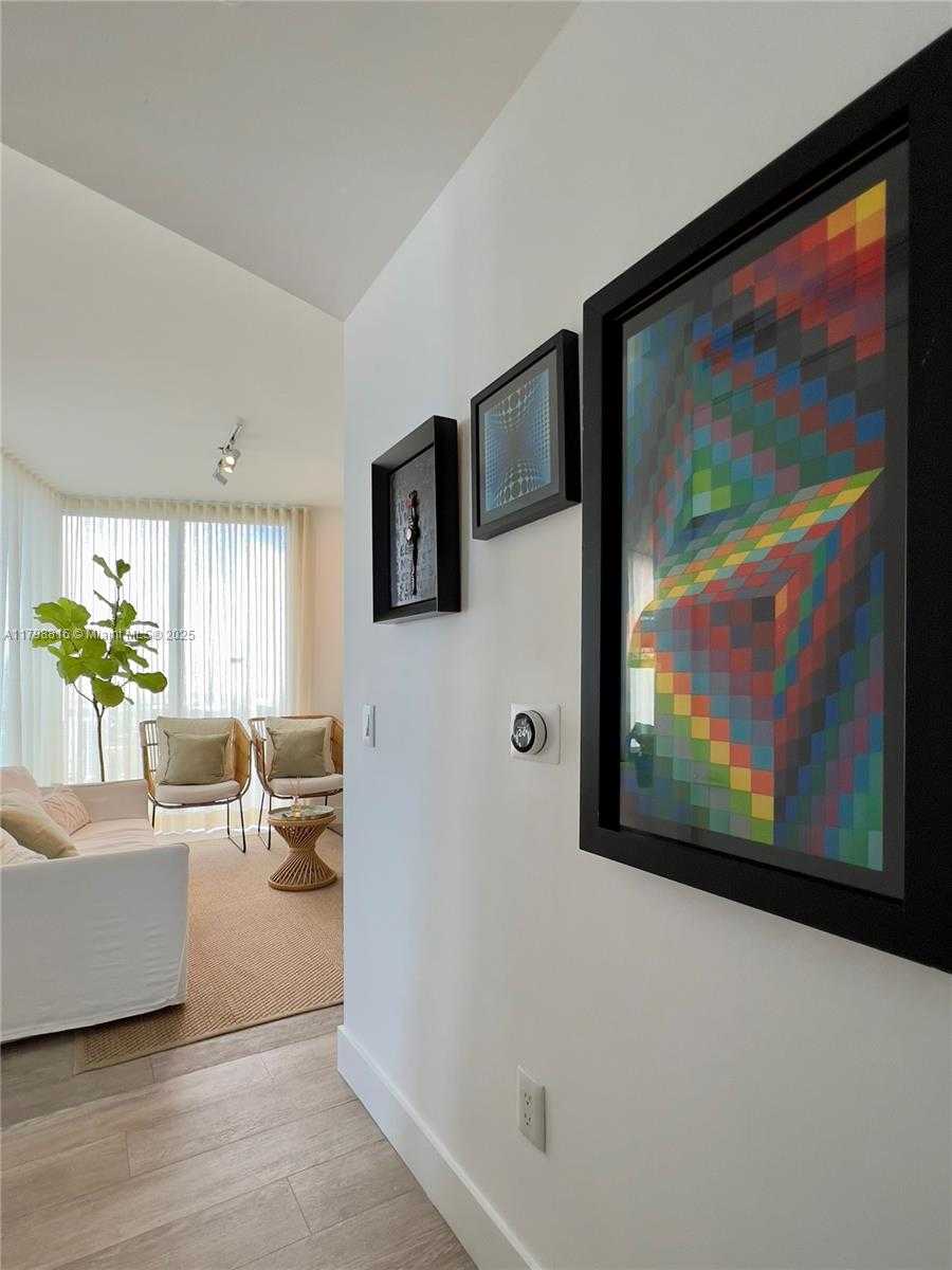 Small Image of 2900 NORTH EAST 7TH AVE #3909, Miami Number 3