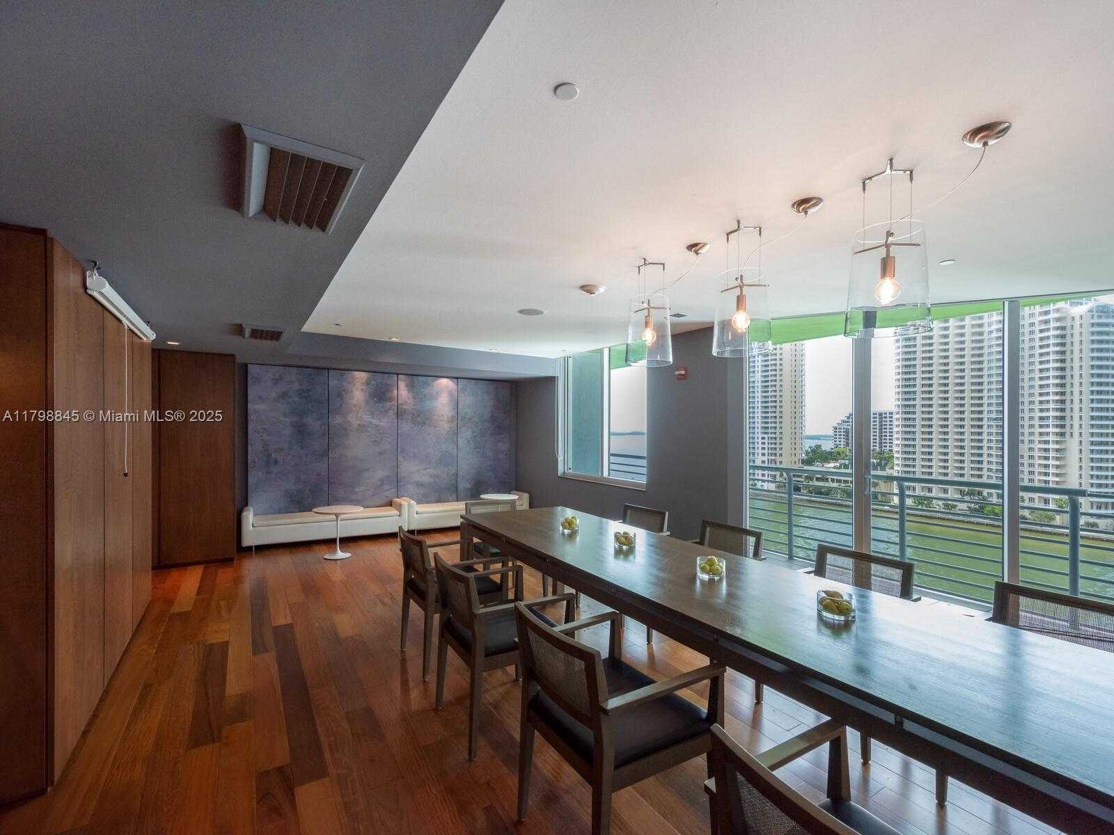Small Image of 325 SOUTH BISCAYNE BLVD #1624, Miami Number 21