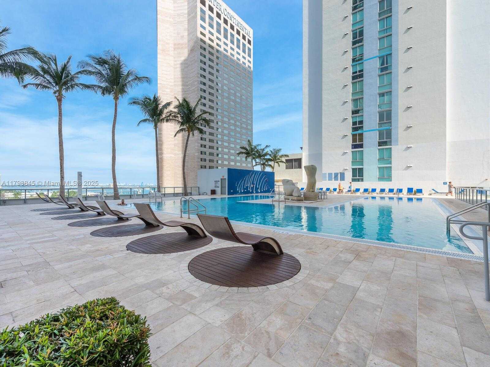 Small Image of 325 SOUTH BISCAYNE BLVD #1624, Miami Number 24