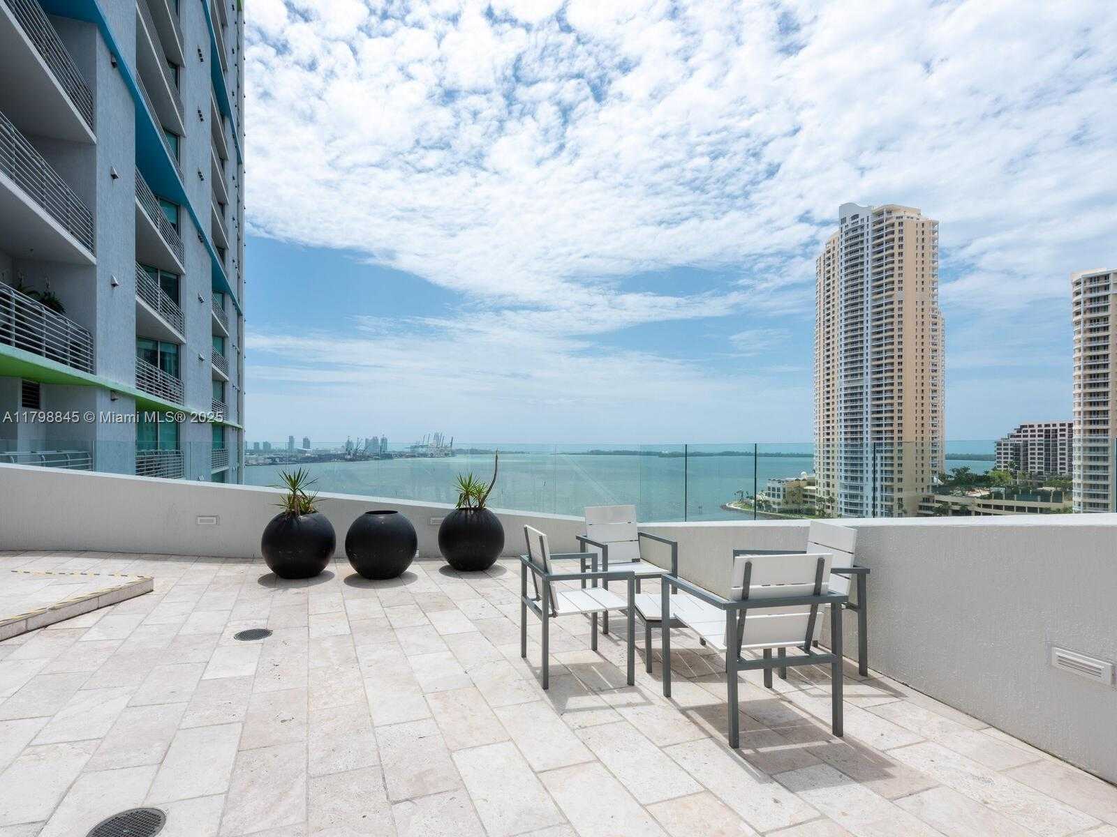 Small Image of 325 SOUTH BISCAYNE BLVD #1624, Miami Number 32