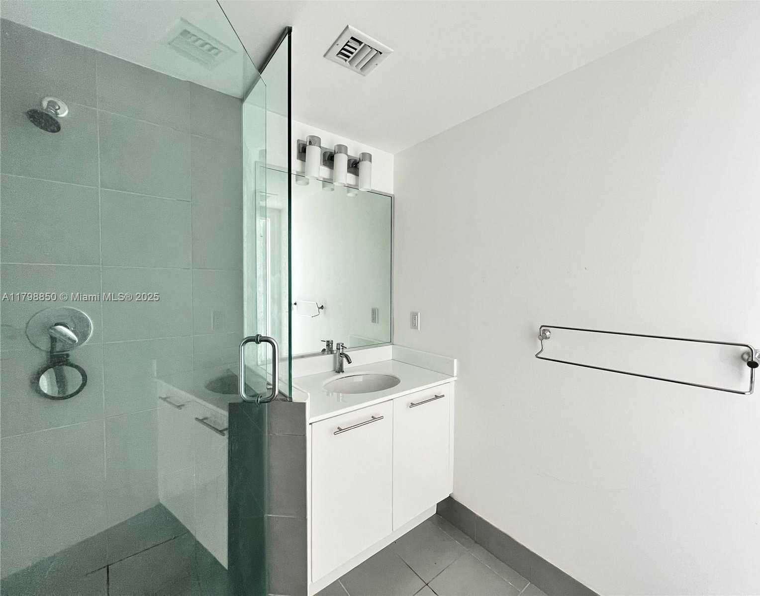 Small Image of 92 SOUTH WEST 3RD ST #3310, Miami Number 18
