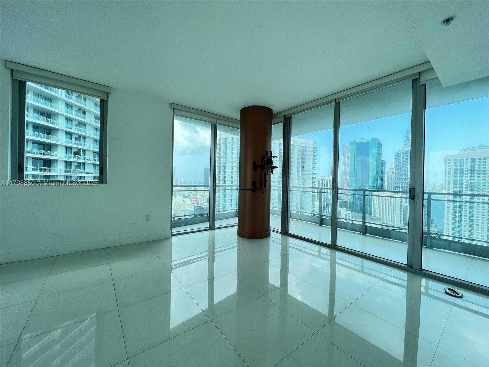 Small Image of 92 SOUTH WEST 3RD ST #3310, Miami Number 7