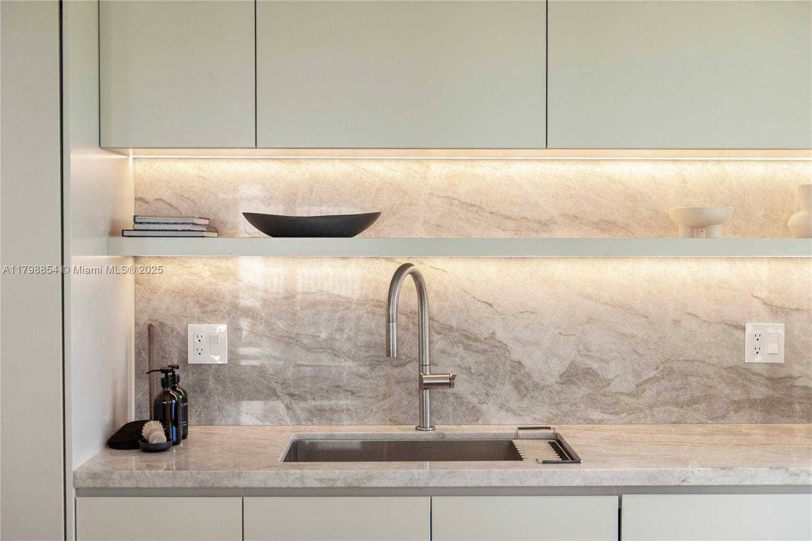 Small Image of 1111 CRANDON BLVD #C407, Key Biscayne Number 13