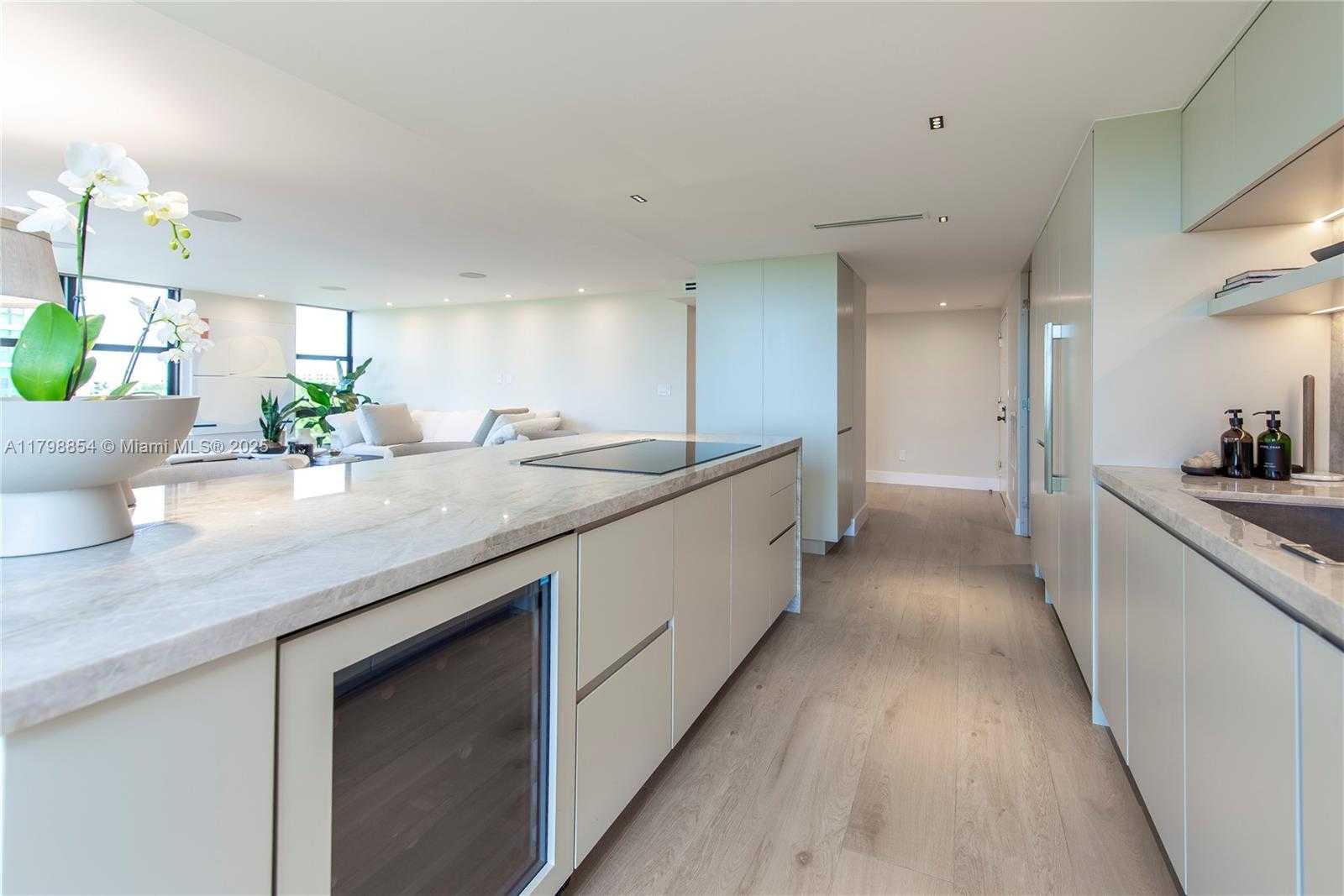 Small Image of 1111 CRANDON BLVD #C407, Key Biscayne Number 14