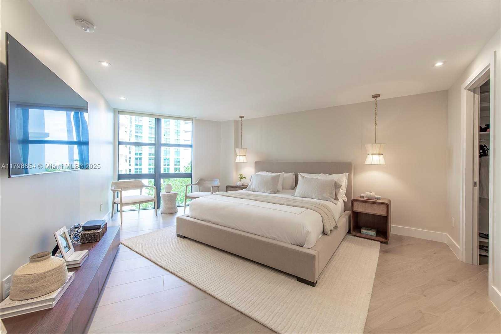 Small Image of 1111 CRANDON BLVD #C407, Key Biscayne Number 15