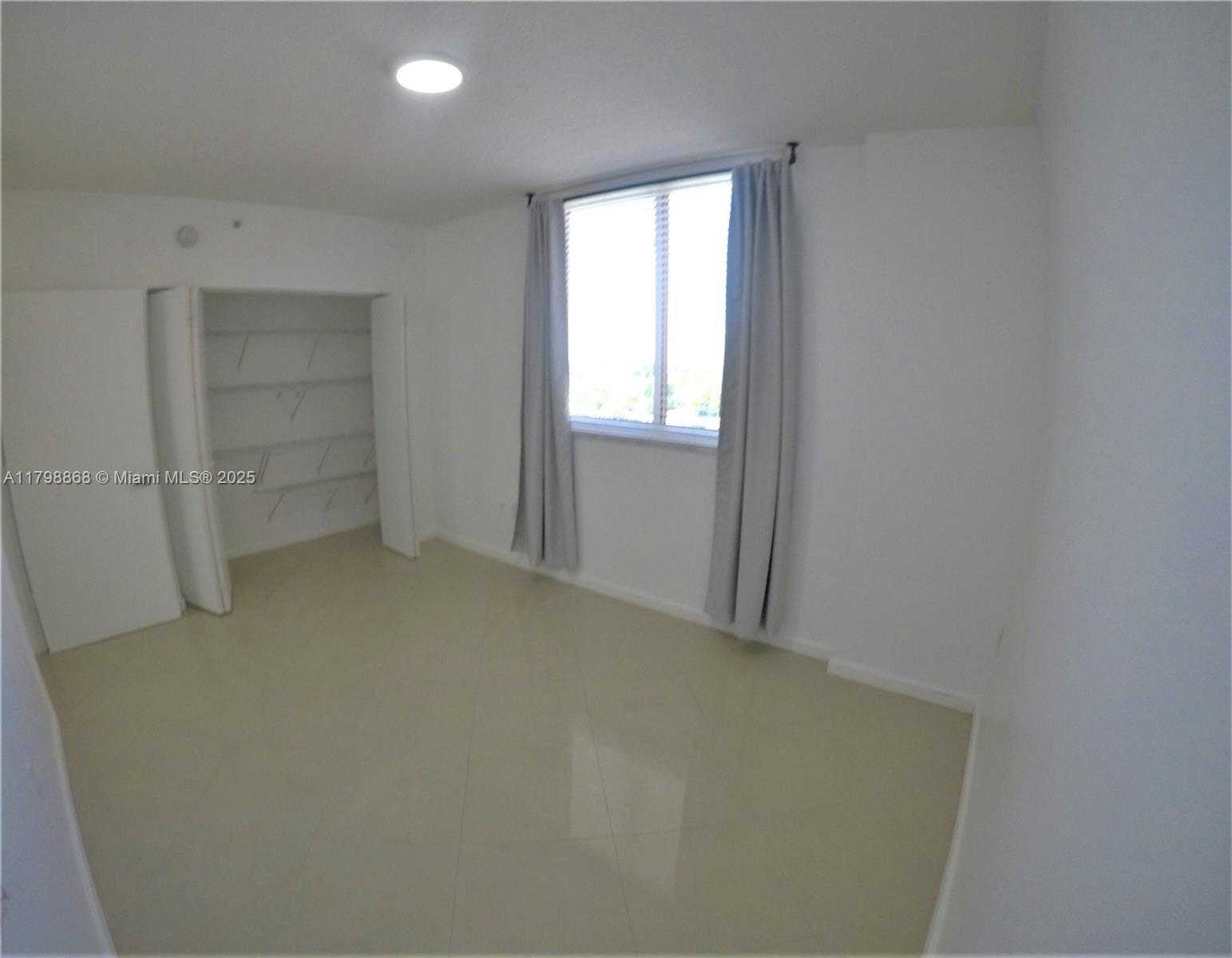 Small Image of 2775 NORTH EAST 187TH ST #506, Aventura Number 26