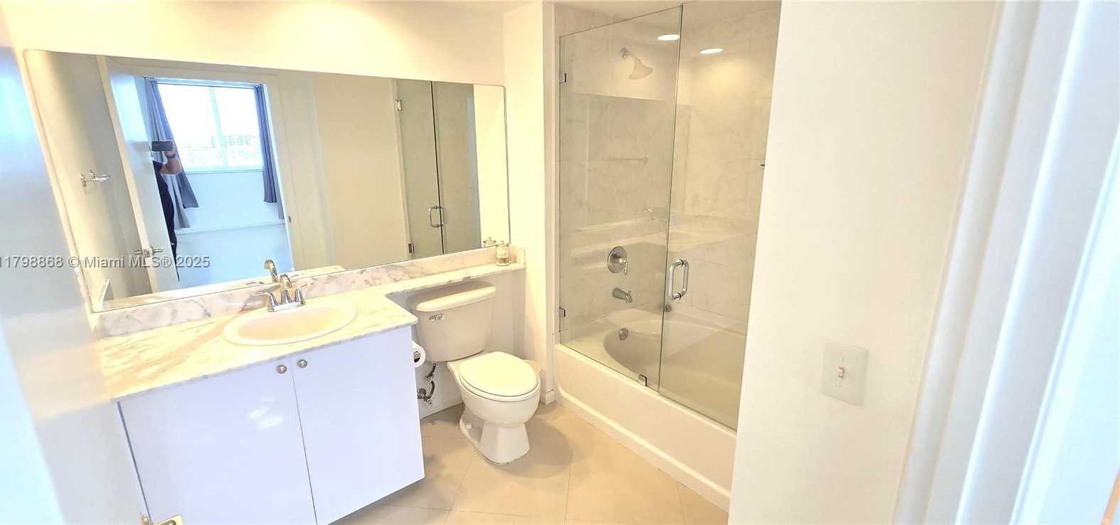 Small Image of 2775 NORTH EAST 187TH ST #506, Aventura Number 28