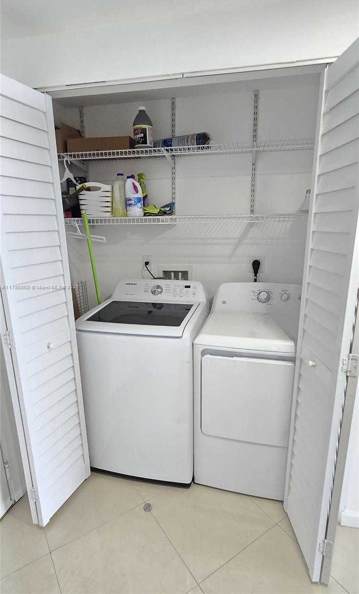 Small Image of 2775 NORTH EAST 187TH ST #506, Aventura Number 37