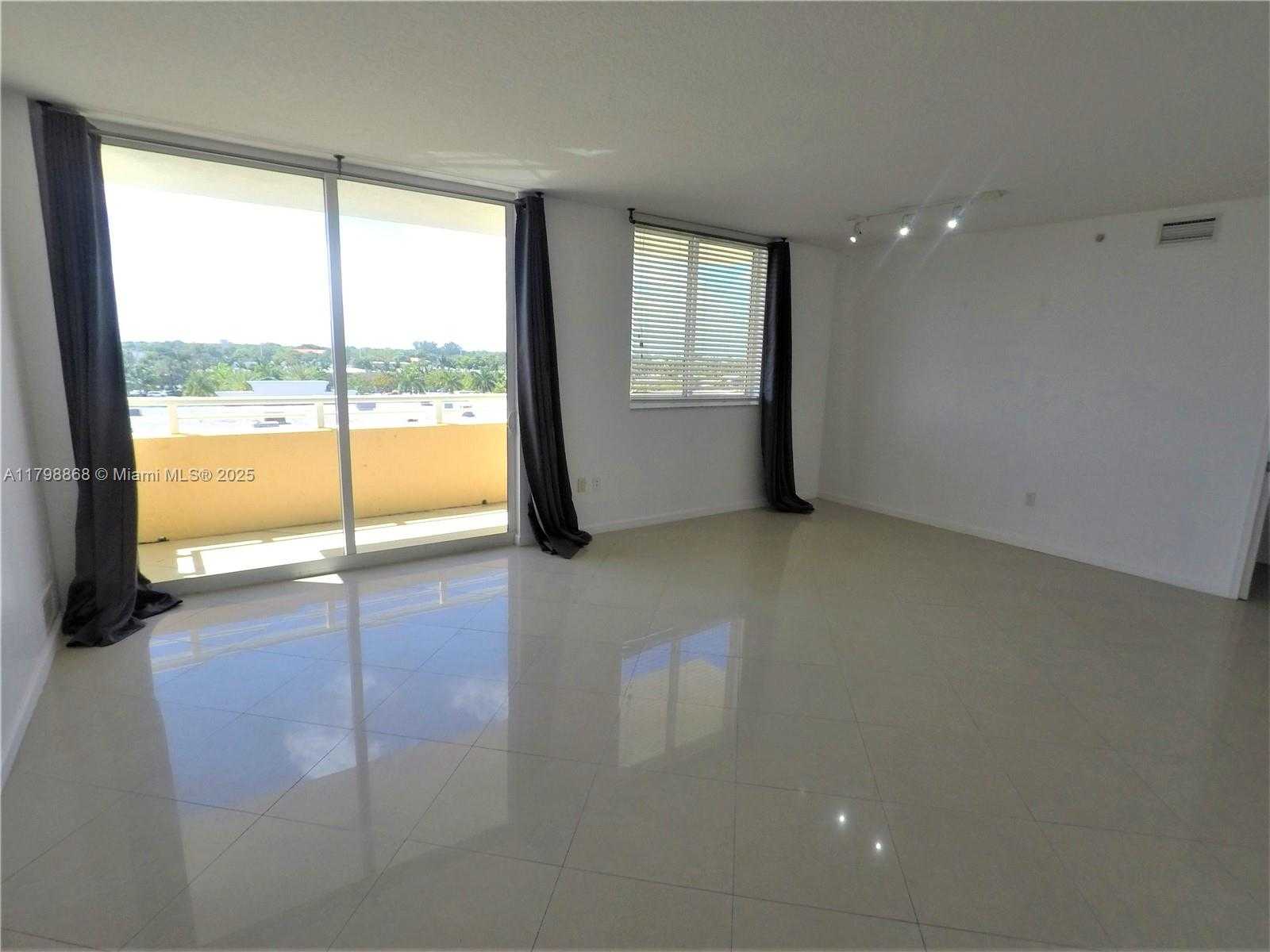 Small Image of 2775 NORTH EAST 187TH ST #506, Aventura Number 7