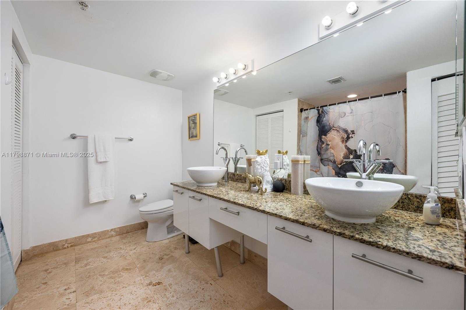 Small Image of 41 SOUTH EAST 5TH ST #312, Miami Number 20