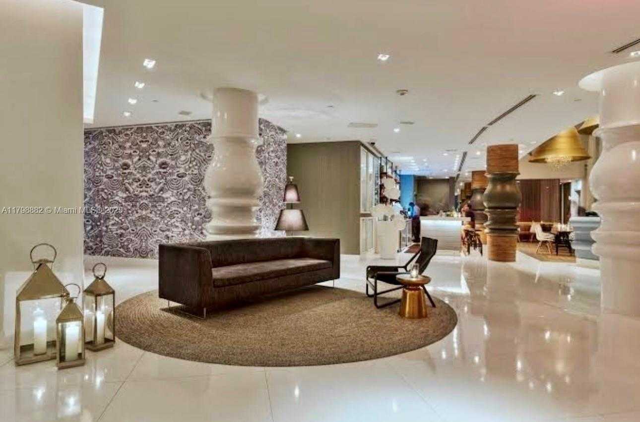 Small Image of 1100 WEST AVE #620, Miami Beach Number 11
